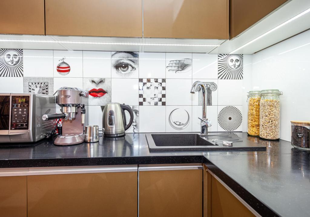 Oomph Wroclaw Deluxe Apt Ruska Daire Dış mekan fotoğraf
